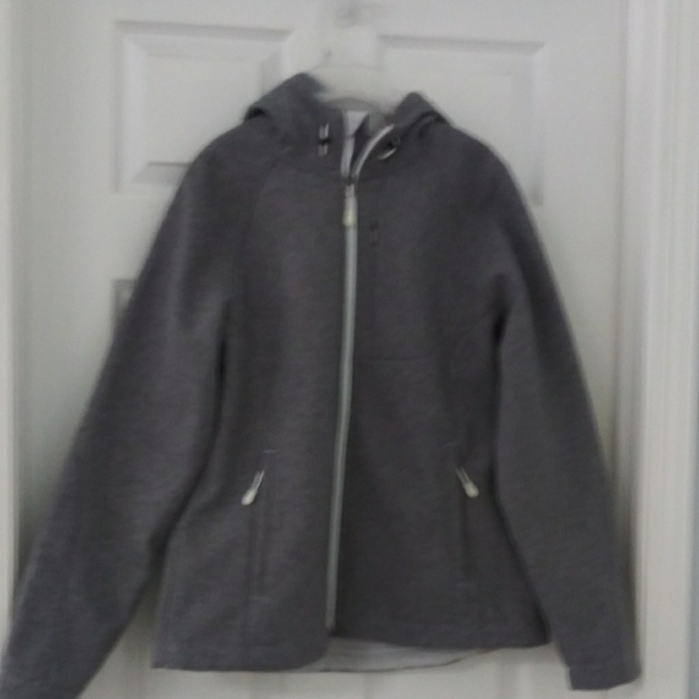 💜Womens multi-seasonal wind proof jacket.